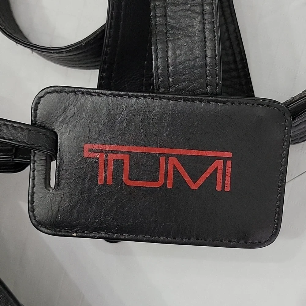 TUMI Black Leather Expandable Padded Laptop Briefcase Messenger Bag Vintage